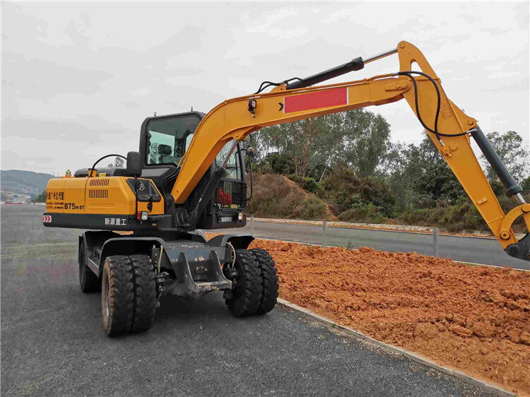 無錫輪式挖機出租