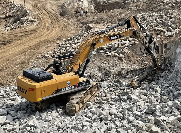 挖掘機故障的產生原因